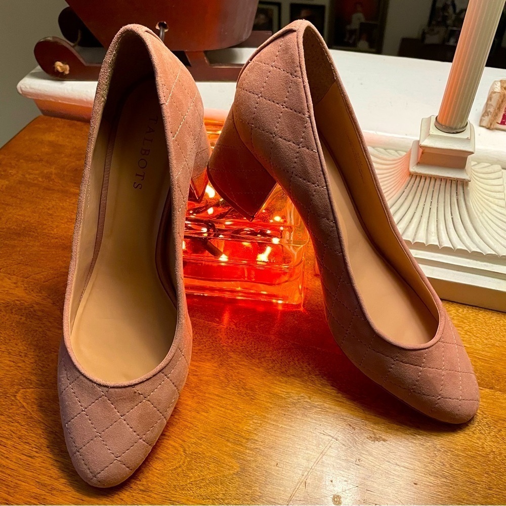 Pretty pink Talbots suede block heels